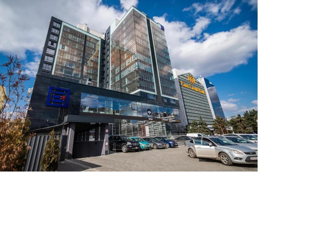 Glass New Apartments Ultracentral Chişinǎu Buitenkant foto